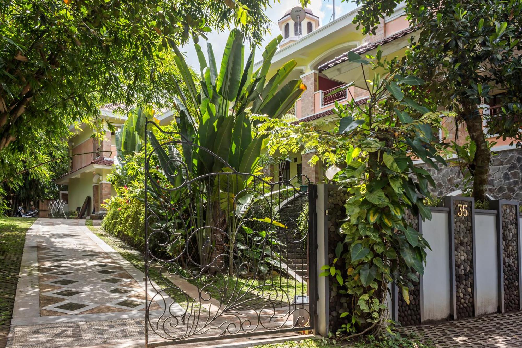 Villa Alicia Maguwo Eksteriør billede